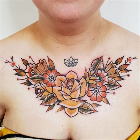 tattoo seins|100 Tatouages Poitrine pour Femme .